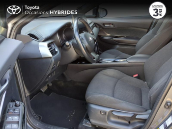 Photo 11 du bon plan TOYOTA C-HR 122h Edition 2WD E-CVT RC18 occasion à 20290 €