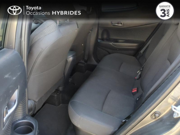 Photo 12 du bon plan TOYOTA C-HR 122h Edition 2WD E-CVT RC18 occasion à 20290 €