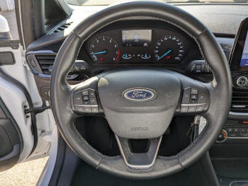 Photo 10 du bon plan FORD Fiesta 1.0 Flexifuel 95ch Titanium Business 5p occasion à 15490 €