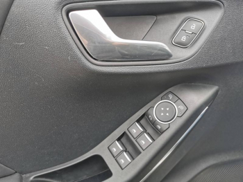 Photo 11 du bon plan FORD Puma 1.0 Flexifuel 125ch S&S mHEV ST-Line X occasion à 23990 €
