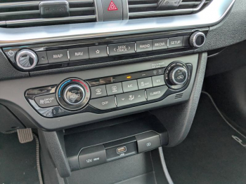 Photo 15 du bon plan KIA e-Niro Active 204ch occasion à 20900 €