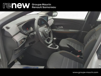 Photo 18 du bon plan DACIA Sandero 1.0 TCe 90ch Stepway Confort -22 occasion à 13400 €