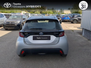 Photo 4 du bon plan TOYOTA Yaris 116h Dynamic Business 5p + Programme Beyond Zero Academy MY22 occasion à 19990 €