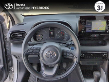 Photo 9 du bon plan TOYOTA Yaris 116h Dynamic Business 5p + Programme Beyond Zero Academy MY22 occasion à 19990 €