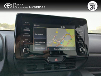 Photo 15 du bon plan TOYOTA Yaris 116h Dynamic Business 5p + Programme Beyond Zero Academy MY22 occasion à 19990 €