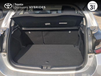 Photo 10 du bon plan TOYOTA Yaris 116h Dynamic Business 5p + Programme Beyond Zero Academy MY22 occasion à 19990 €