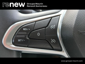 Photo 20 du bon plan RENAULT Captur 1.6 E-Tech hybride 145ch Intens -21 occasion à 19800 €
