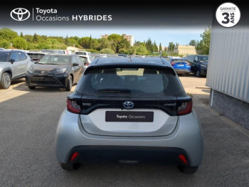 Photo 4 du bon plan TOYOTA Yaris 116h Dynamic Business 5p + Programme Beyond Zero Academy MY22 occasion à 19990 €