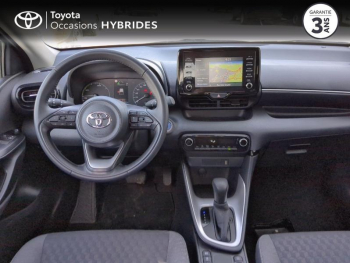 Photo 8 du bon plan TOYOTA Yaris 116h Dynamic Business 5p + Programme Beyond Zero Academy MY22 occasion à 19990 €
