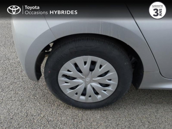 Photo 16 du bon plan TOYOTA Yaris 116h Dynamic Business 5p + Programme Beyond Zero Academy MY22 occasion à 19990 €
