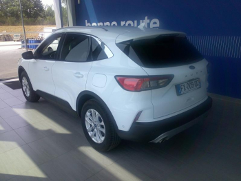 Photo 30 du bon plan FORD Kuga 2.5 Duratec 190ch FHEV Titanium BVA occasion à 23901 €