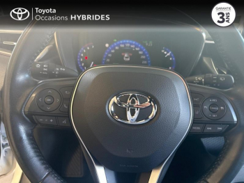 Photo 5 du bon plan TOYOTA Corolla 122h Design MY22 occasion à 20990 €