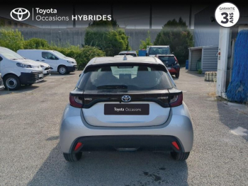 Photo 4 du bon plan TOYOTA Yaris 116h Dynamic Business 5p + Programme Beyond Zero Academy MY22 occasion à 19990 €