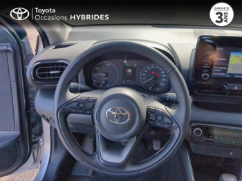 Photo 9 du bon plan TOYOTA Yaris 116h Dynamic Business 5p + Programme Beyond Zero Academy MY22 occasion à 19990 €