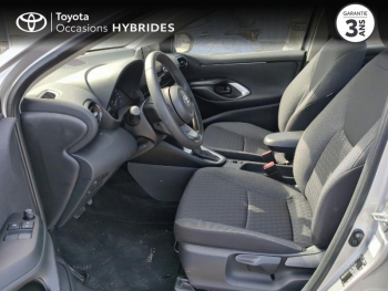 Photo 11 du bon plan TOYOTA Yaris 116h Dynamic Business 5p + Programme Beyond Zero Academy MY22 occasion à 19990 €