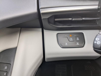 Photo 8 du bon plan FORD Explorer 286ch Extended Range 77kWh RWD occasion à 42990 €