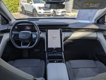 Photo 10 du bon plan FORD Explorer 286ch Extended Range 77kWh RWD occasion à 42990 €