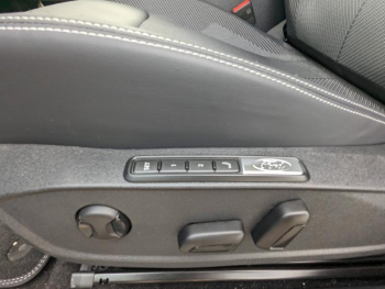 Photo 14 du bon plan FORD Explorer 286ch Extended Range 77kWh RWD occasion à 42990 €