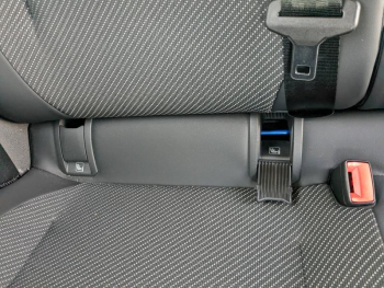 Photo 17 du bon plan FORD Explorer 286ch Extended Range 77kWh RWD occasion à 42990 €