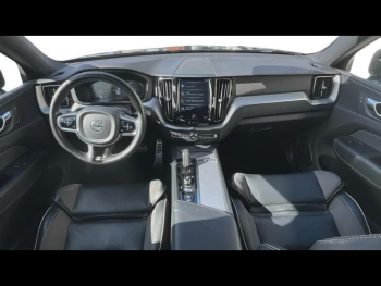 Photo 4 du bon plan VOLVO XC60 T8 Twin Engine 303 + 87ch R-Design Geartronic occasion à 31900 €