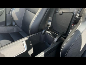 Photo 24 du bon plan VOLVO XC60 T8 Twin Engine 303 + 87ch R-Design Geartronic occasion à 31900 €
