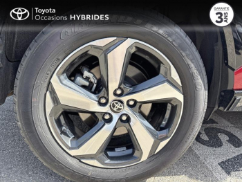 Photo 16 du bon plan TOYOTA RAV4 2.5 Hybride Rechargeable 306ch Design AWD-i MY24 occasion à 41990 €