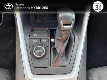 Photo 21 du bon plan TOYOTA RAV4 2.5 Hybride Rechargeable 306ch Design AWD-i MY24 occasion à 41990 €