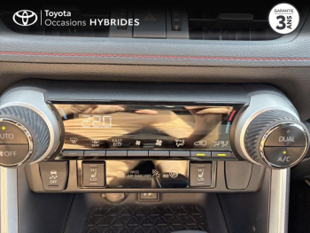 Photo 22 du bon plan TOYOTA RAV4 2.5 Hybride Rechargeable 306ch Design AWD-i MY24 occasion à 41990 €