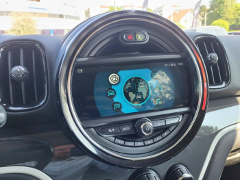 Photo 9 du bon plan MINI Countryman Cooper SE 136ch + 88ch Business ALL4 BVA occasion à 17990 €