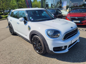 Photo 14 du bon plan MINI Countryman Cooper SE 136ch + 88ch Business ALL4 BVA occasion à 17990 €