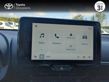 Photo 15 du bon plan TOYOTA Yaris 120 VVT-i Dynamic Business 5p MC24 occasion à 17990 €
