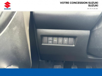 Photo 21 du bon plan SUZUKI Swift 1.2 Dualjet Hybrid 83ch Pack AllGrip occasion à 14980 €
