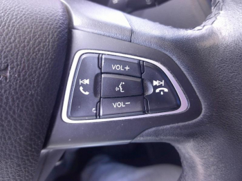Photo 9 du bon plan FORD Kuga 1.5 Flexifuel-E85 150ch Stop&Start Titanium 170g 4x2 Euro6.2 occasion à 20900 €