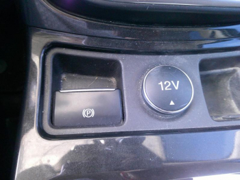 Photo 11 du bon plan FORD Kuga 1.5 Flexifuel-E85 150ch Stop&Start Titanium 170g 4x2 Euro6.2 occasion à 20900 €