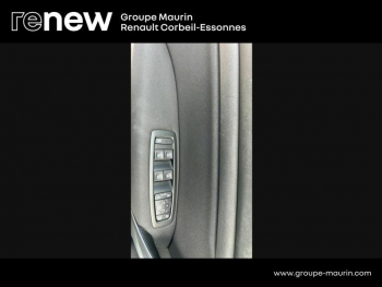 Photo 12 du bon plan RENAULT Megane 1.5 Blue dCi 115ch Business EDC occasion à 16490 €