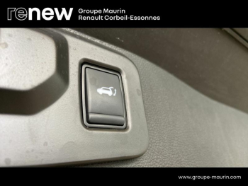 Photo 26 du bon plan RENAULT Austral 1.2 E-Tech full hybrid 200ch Iconic- 23 occasion à 35490 €