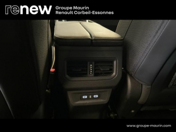 Photo 36 du bon plan RENAULT Austral 1.2 E-Tech full hybrid 200ch Iconic- 23 occasion à 35490 €