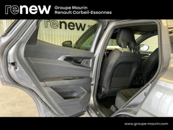 Photo 37 du bon plan RENAULT Austral 1.2 E-Tech full hybrid 200ch Iconic- 23 occasion à 35490 €