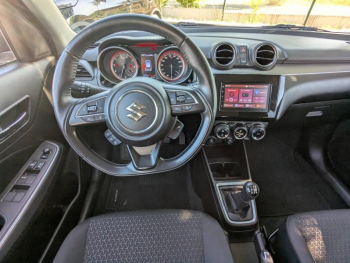 Photo 2 du bon plan SUZUKI Swift 1.2 Dualjet Hybrid 83ch Pack occasion à 13990 €