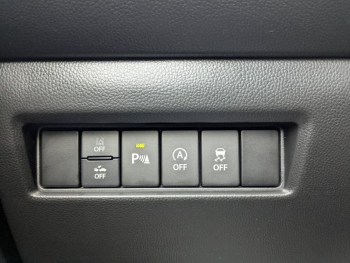 Photo 18 du bon plan SUZUKI Swift 1.2 Dualjet Hybrid 83ch Pack occasion à 13990 €
