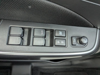 Photo 23 du bon plan SUZUKI Swift 1.2 Dualjet Hybrid 83ch Pack occasion à 13990 €