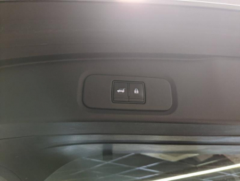 Photo 21 du bon plan NISSAN Qashqai 1.3 Mild Hybrid 140ch Tekna occasion à 25490 €