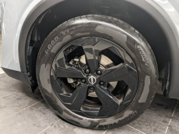 Photo 6 du bon plan NISSAN Qashqai 1.3 Mild Hybrid 140ch Shadow 2022 occasion à 26900 €