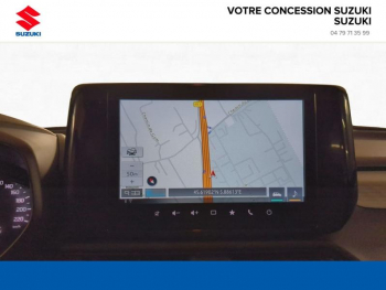 Photo 14 du bon plan SUZUKI Swift 1.2 Dualjet Hybrid 83ch Pack avec Accoudoir et chargeur induction occasion à 17991 €