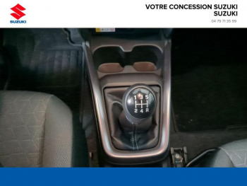 Photo 19 du bon plan SUZUKI Swift 1.2 Dualjet Hybrid 83ch Pack avec Accoudoir et chargeur induction occasion à 17991 €
