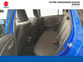 Photo 21 du bon plan SUZUKI Swift 1.2 Dualjet Hybrid 83ch Pack avec Accoudoir et chargeur induction occasion à 17991 €