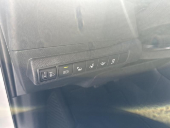 Photo 12 du bon plan SUZUKI Swace 1.8 Hybrid 122ch Pack occasion à 19790 €