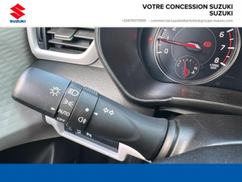 Photo 14 du bon plan SUZUKI Swift 1.2 Hybrid 83ch Pack AllGrip occasion à 18990 €