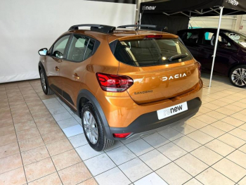 Photo 5 du bon plan DACIA Sandero 1.0 TCe 90ch Stepway Confort -22 occasion à 13990 €