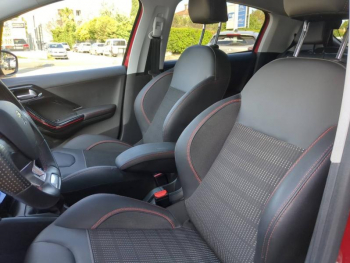 Photo 13 du bon plan PEUGEOT 208 1.5 BlueHDi 100ch E6.c GT Line S&S 5p occasion à 11990 €